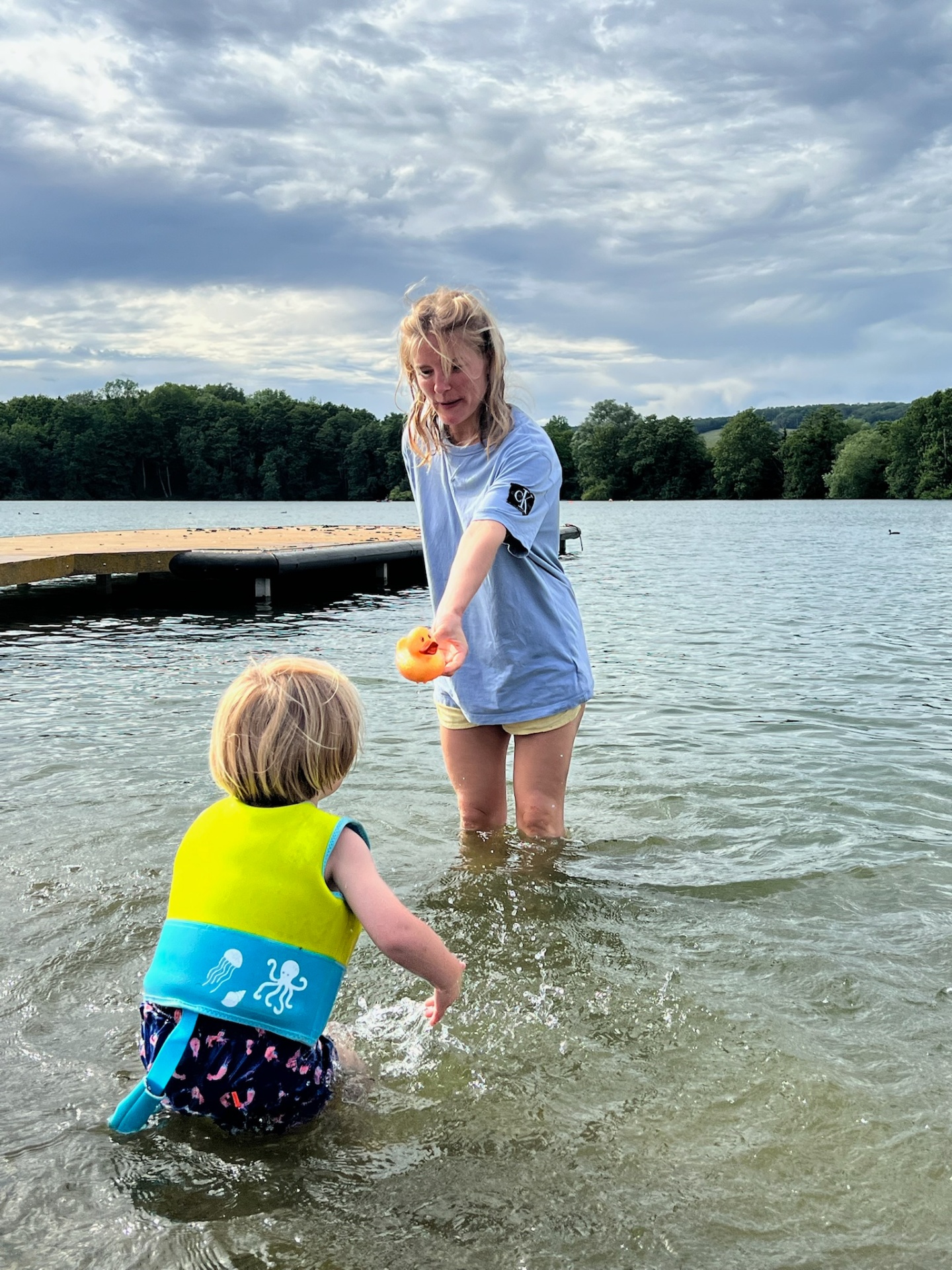 TriSwim swimmers gathered at the lake